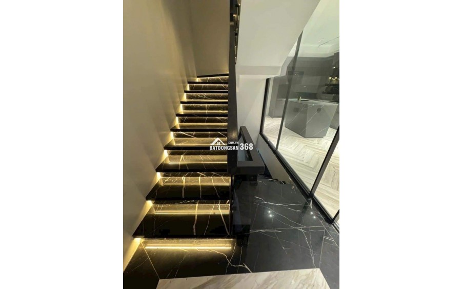 Tôi cho thuê Nhà căn góc, mới,vỉa hè, 116m2- 4T, Trần Nhân Tông_46 Tr